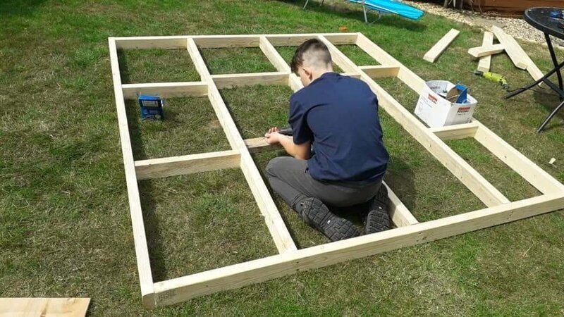 14-летний подросток построил игровой домик для младшей сестры