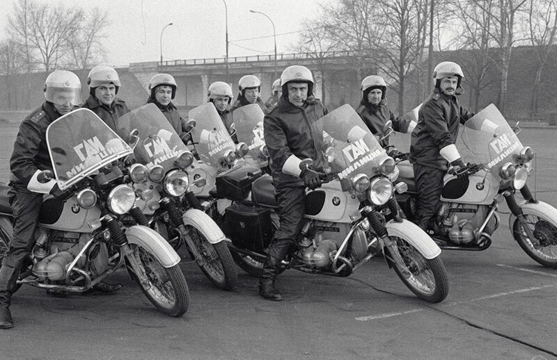 Инспектора ГАИ на новых мотоциклах