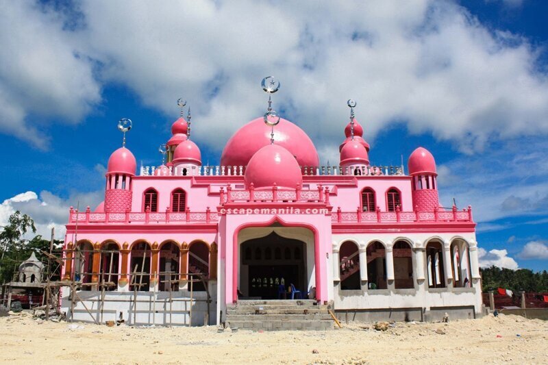 Розовая мечеть