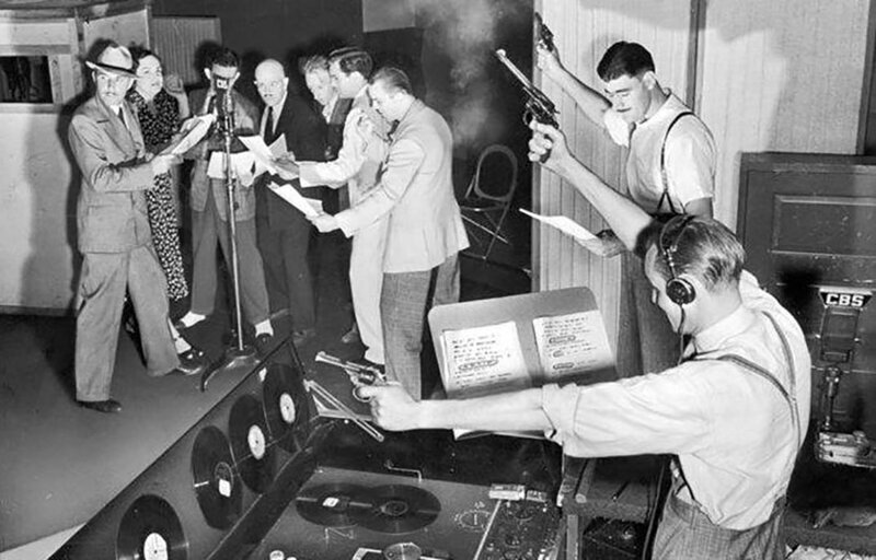 Запись передачи на радио. США, 1930-е годы
