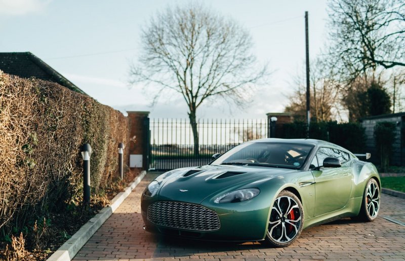 Уникальный алюминиевый Aston-Martin V12 Zagato Coupe 2012