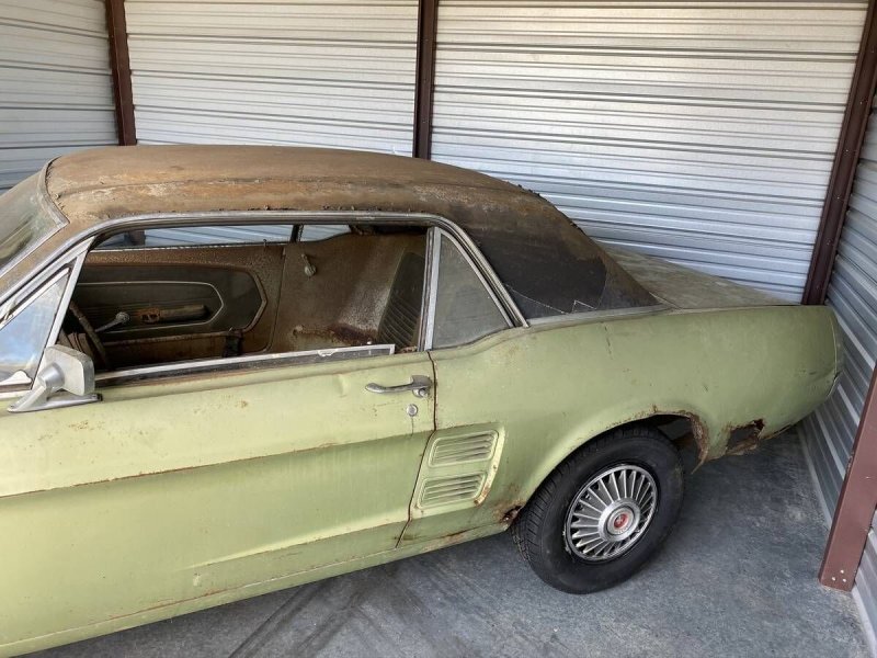 Как выглядит лимитированный Ford Mustang Blazer Edition, который провел 40 лет в сарае