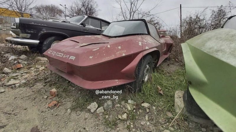 В Болгарии обнаружили заброшенные мелкосерийные спорткары из 80-х