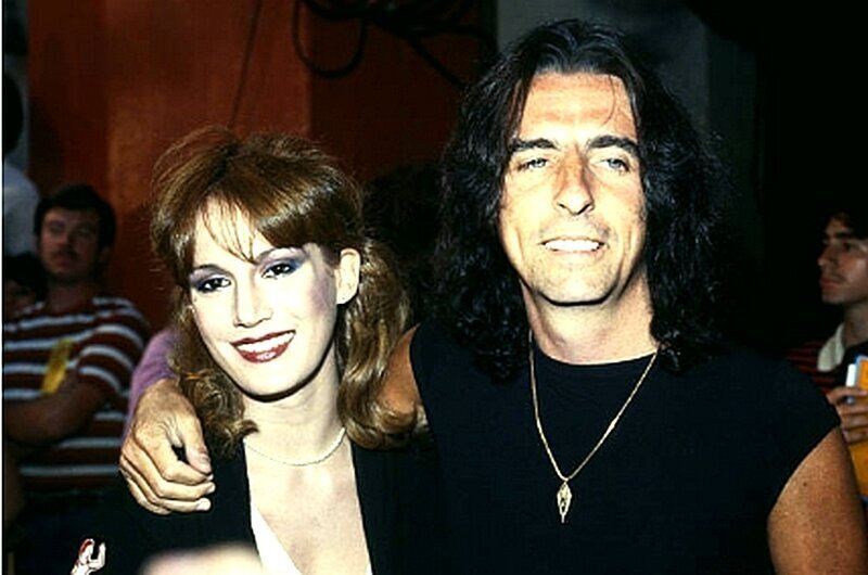 Элис Купер и его жена Шерил Годдард около 1980-х годов в Нью-Йорке.