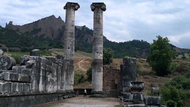 Храм Артемиды в Сардах
