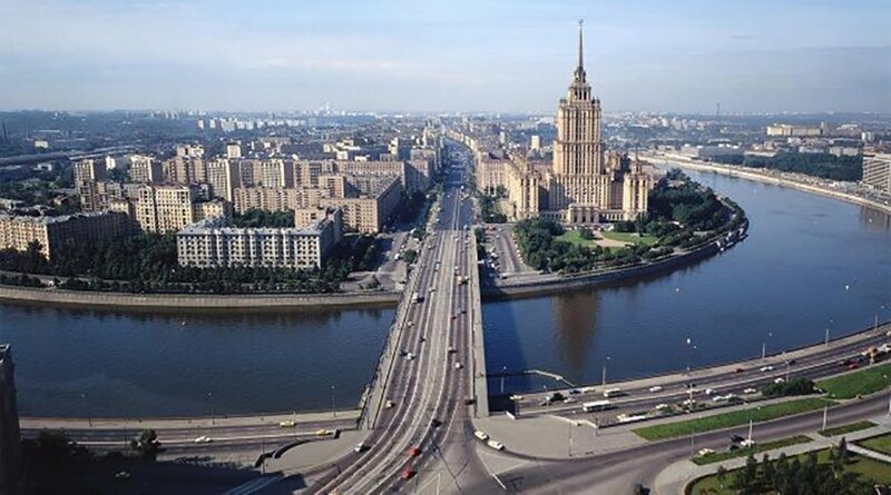 Панорама Москвы на Кутузовский проспект и гостиницу Украина, 1983 год