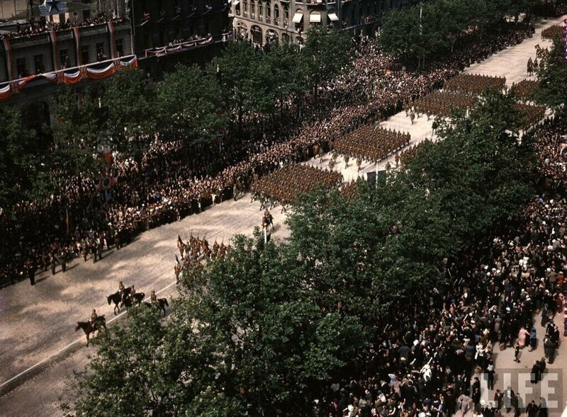 Парад по случаю Дня взятия Бастилии 14 июля: