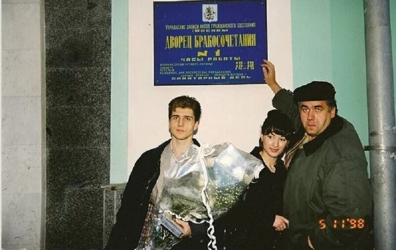 Станислав Садальский на дне регистрации брака Тины Канделаки и Андрея Кондрахина, 1998 год