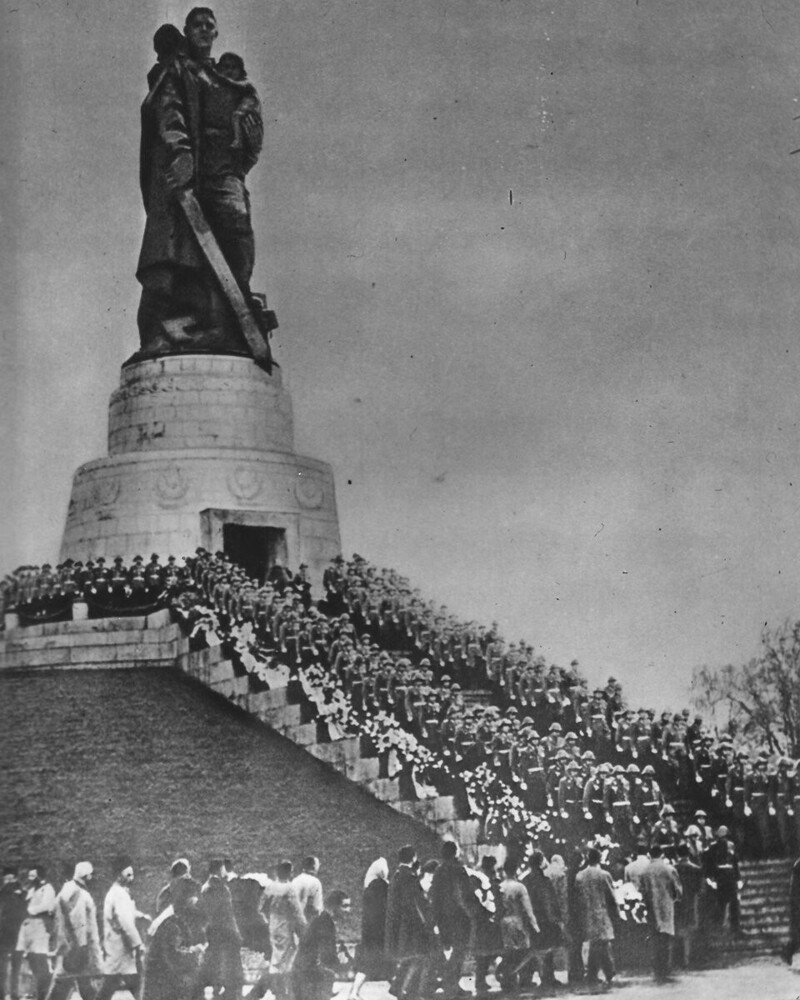 Памятник советскому воину освободителю в трептов парке
