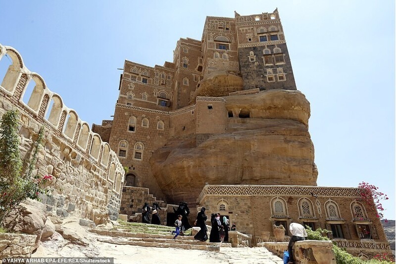 Дворец Имама на Скале - одна из самых узнаваемых достопримечательностей Йемена