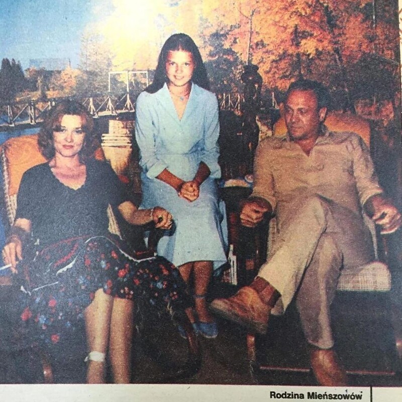 Юлия меньшова с родителями фото