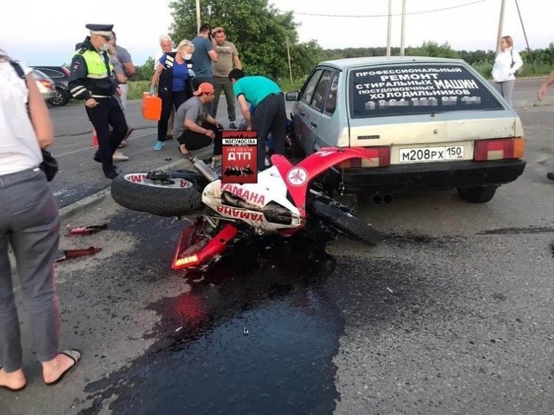 Авария дня. Смертельное ДТП на угнанном мотоцикле в Московской области