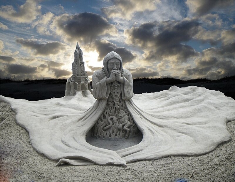 Сказочная песчаная композиция из Порт-Аранзаса, штат Техас. (Фото Amazin Walter):