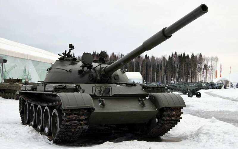 Открытка Советский танк