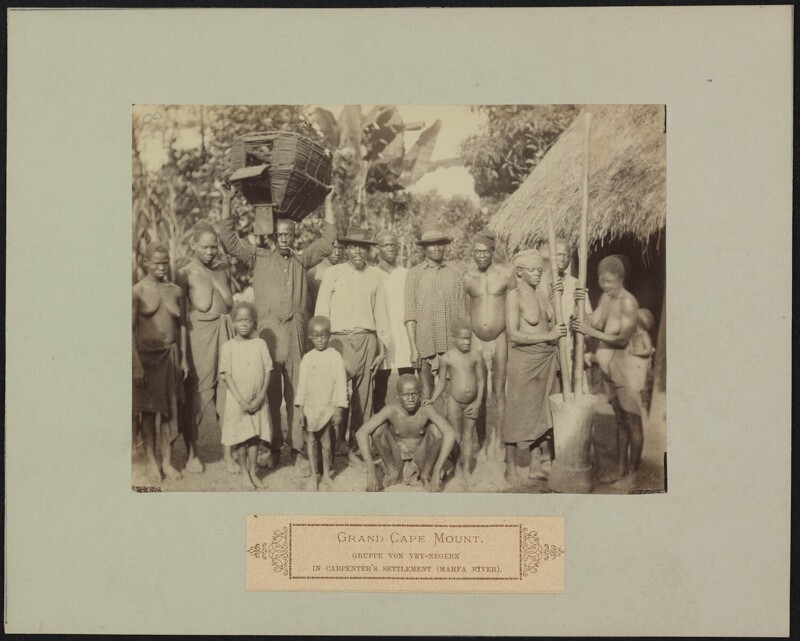 Группа негров племени Вея в столярной мастерской в графстве Гранд-Кейп-Маунт. 1866