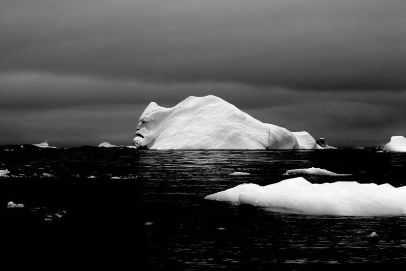 Опечаленный айсберг, Антарктика
