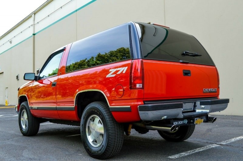 Chevrolet Tahoe первого поколения: внедорожник эпохи 90-х