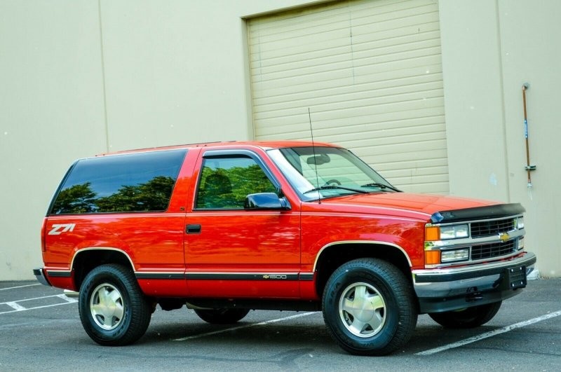 Chevrolet Tahoe первого поколения: внедорожник эпохи 90-х