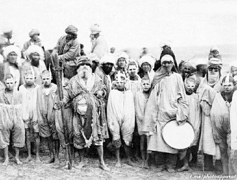 Бродячие циркачи, Самарканд, 1897 год.