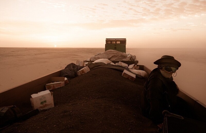 Экспресс Сахара : путешествие через палящую пустыню на товарном поезде