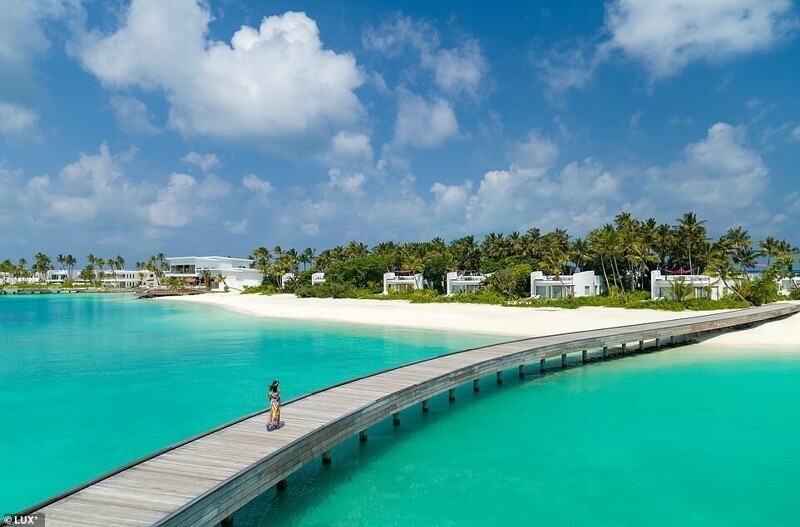На Мальдивах построили самый гламурный отель 