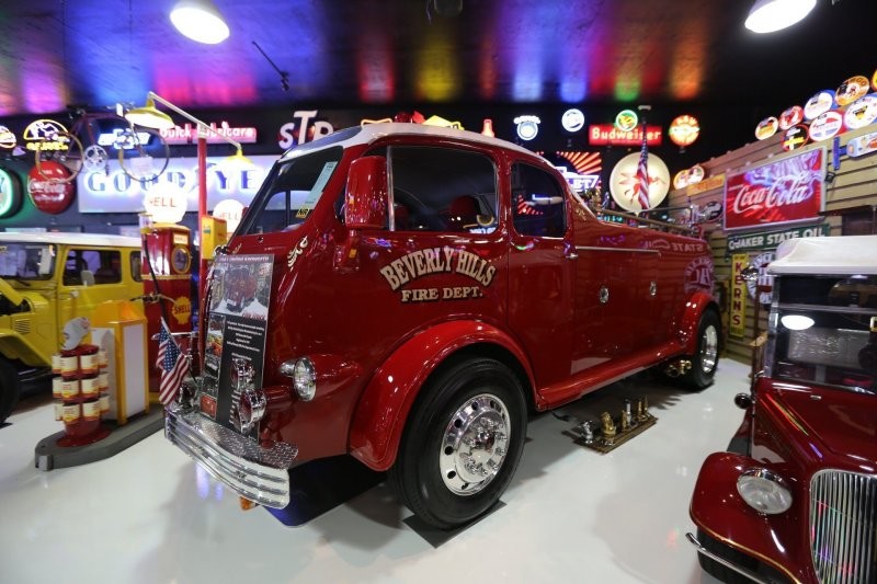 2. Kenworth Fire Truck 1941 года продали за $209,000 (19 800 000 руб.)