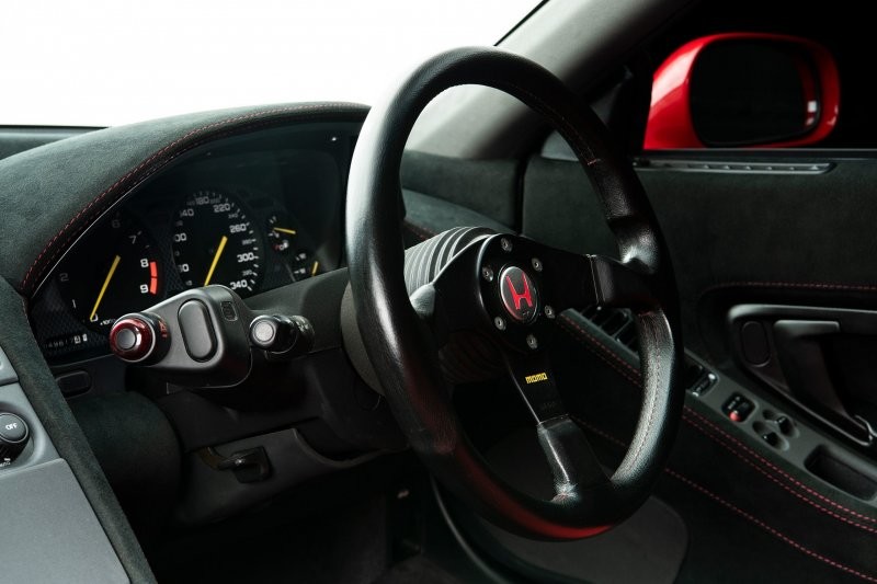 Хардкорный Honda NSX Type R для энтузиаста, который может потратить 20 миллионов рублей