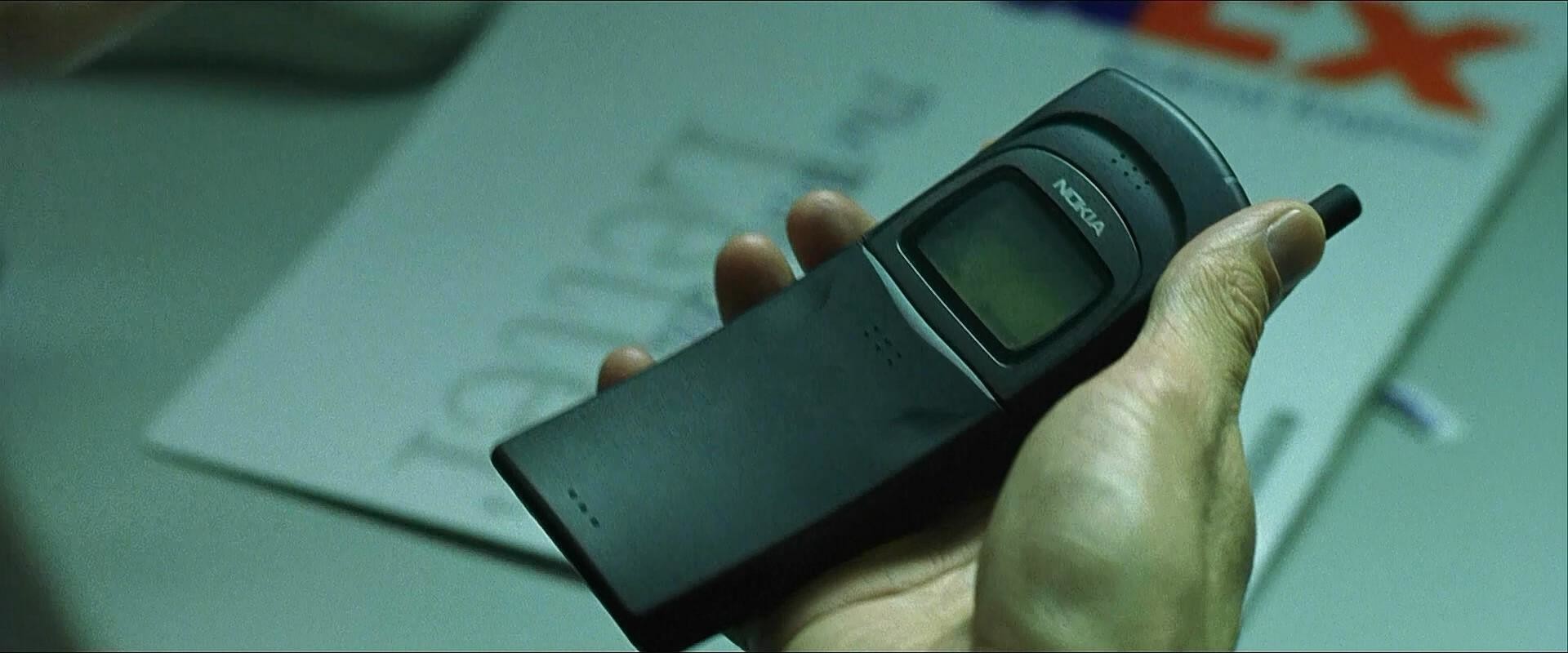Телефон из матрицы. Nokia 8110 Нео. Nokia 8110 Matrix. Матрица нокиа 8110. Телефон из матрицы Nokia 8110.