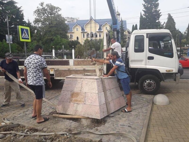 О запуске процессов, способных взорвать Россию изнутри