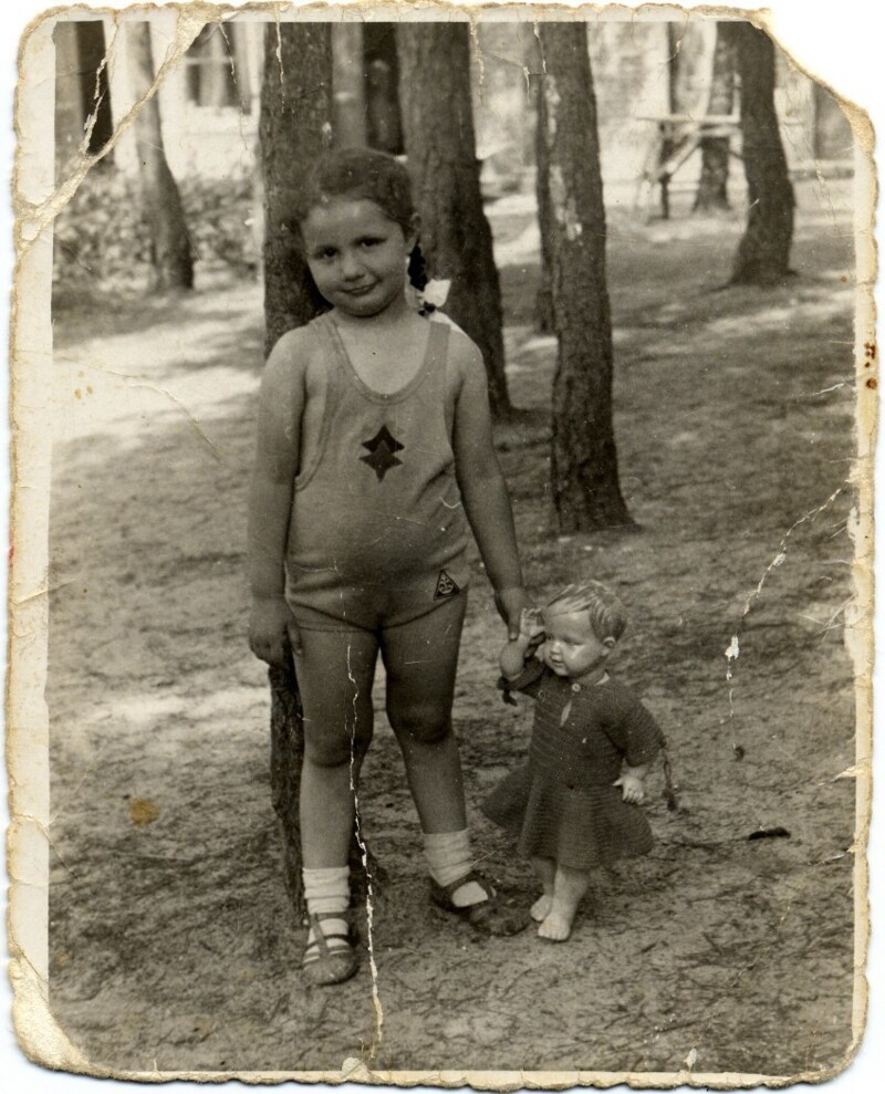 Польша, 1938. Цивя Перельмутер всю войну прожила в гетто в Лодзи.