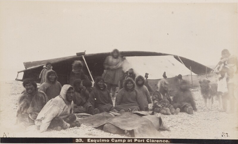 Лагерь эскимосов в Порт-Кларенс