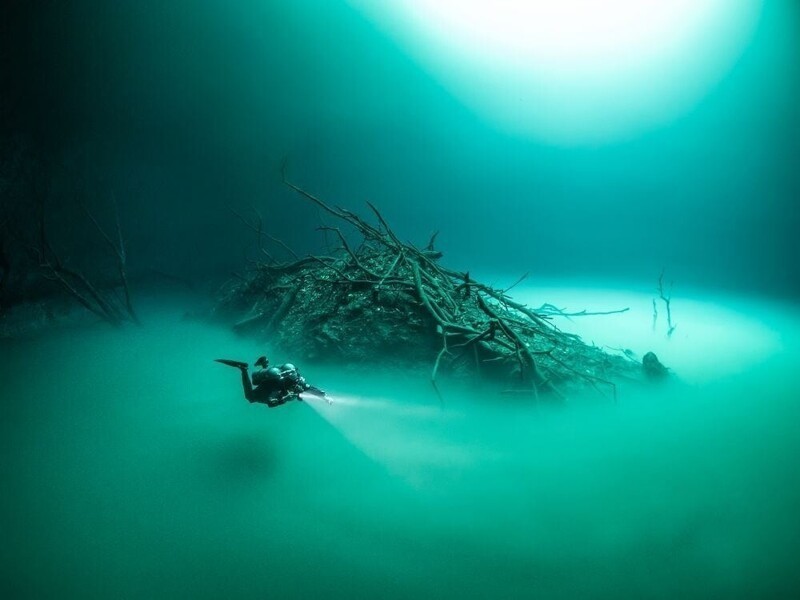 3. Подводная река в Мексике