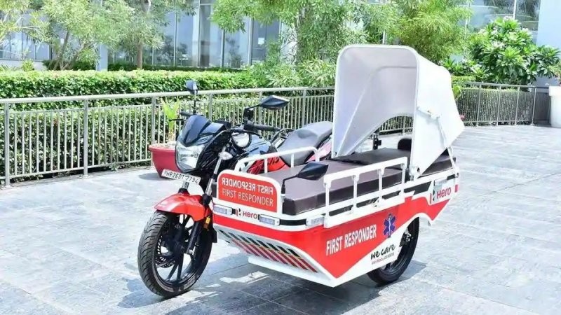 В Индии появились медицинские мотоциклы с коляской