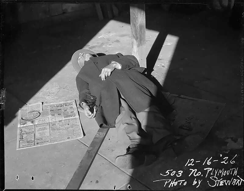 Убитый с пистолетом, 1926