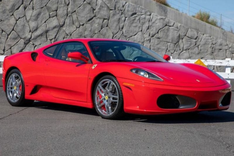 4. Ferrari F430 (№ZFFEW58A660149506) 2006 года продали за $181,500 (15 600 000 руб.).