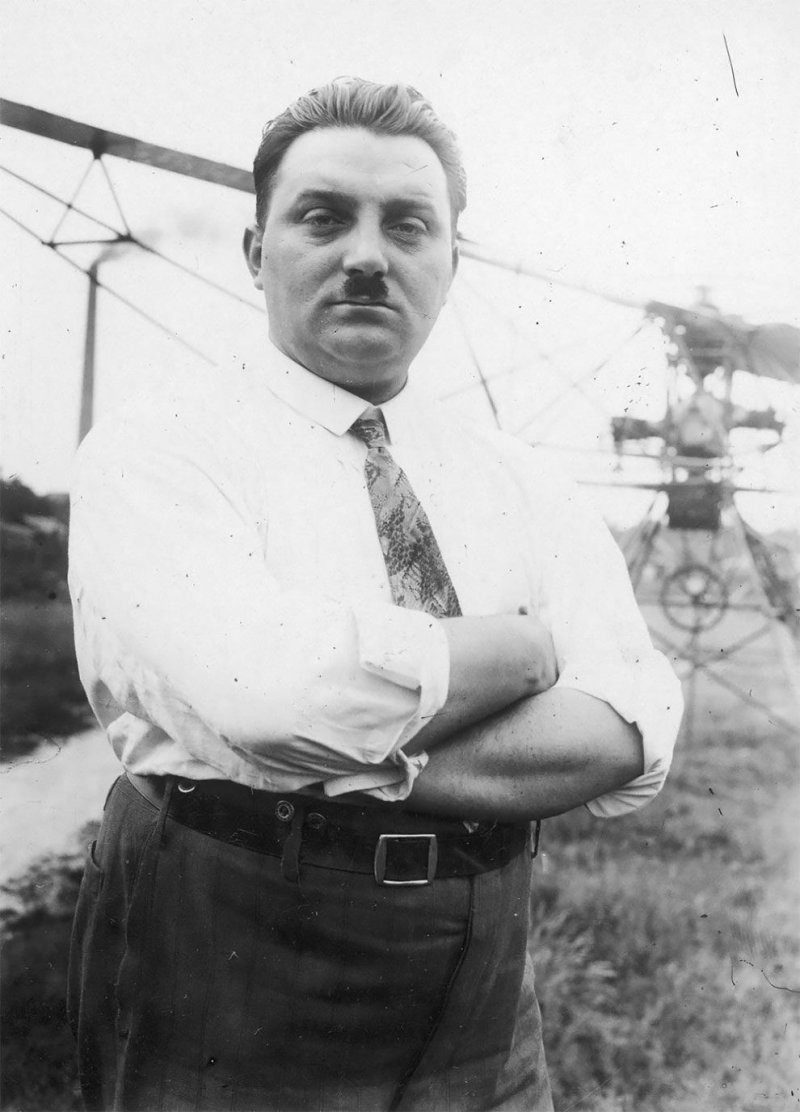 Изобретатель Энгельберт Зашка в Берлине, 1927.