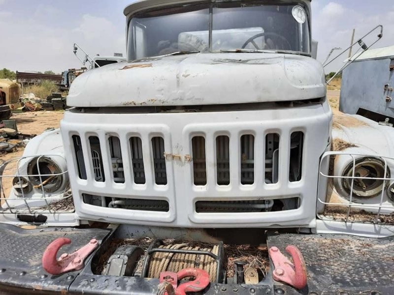 Пару советских грузовиков ЗИЛ-131 выставили на продажу в Индии