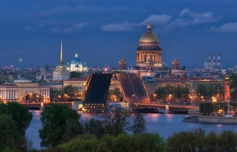 Петербург стал лучшим регионом в России по качеству жизни