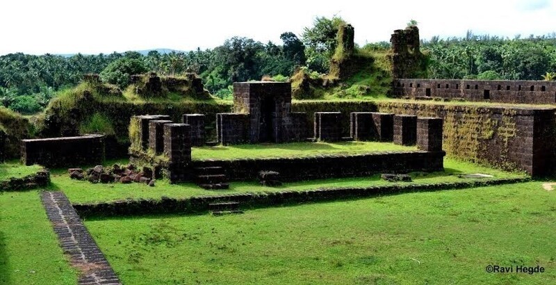 Зеленый форт Мирджан (Mirjan Fort)
