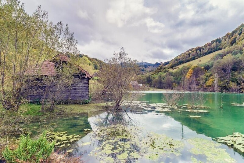 Джамана - румынская деревня, утопленная в токсичном озере