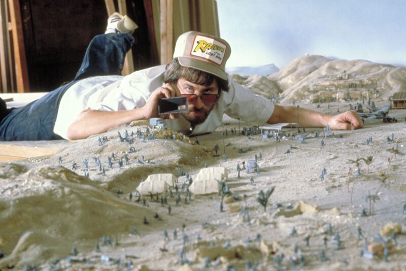 Стивен Спилберг во время съёмок первой части “Индианы Джонс”, 1980