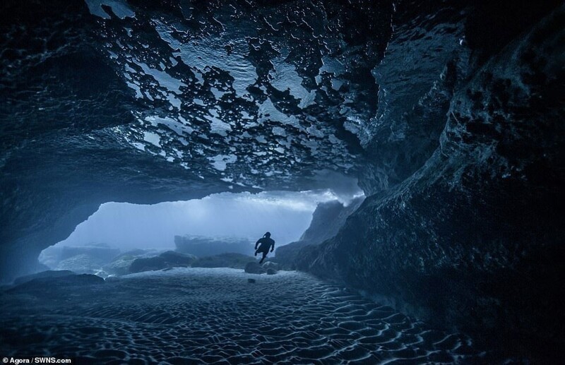 Подводная пещера, Испания: