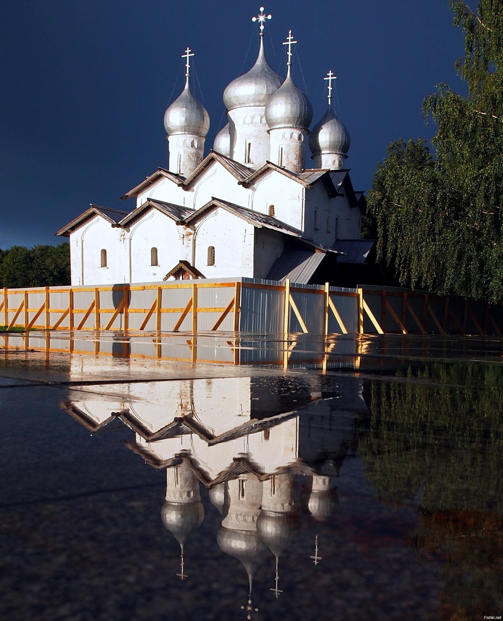 Храмы великого новгорода фото