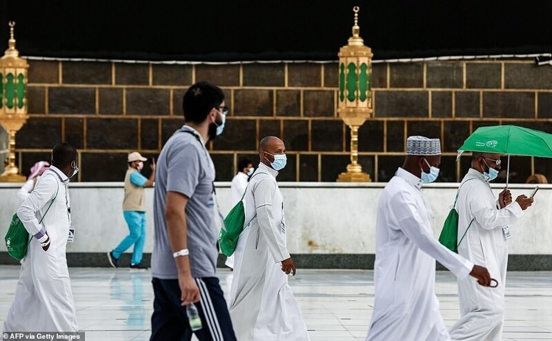 Мусульманские паломники совершили карантинный хадж
