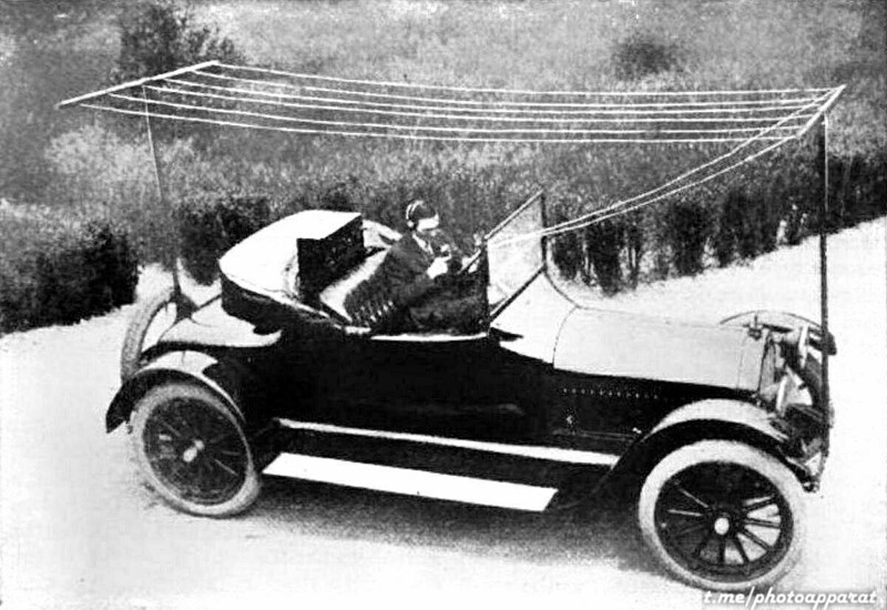 Первое радио в автомобиле, США, ок. 1919 года.