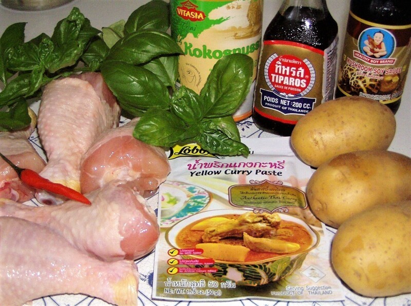 Тайский Жёлтый карри с курицей и картофелем
