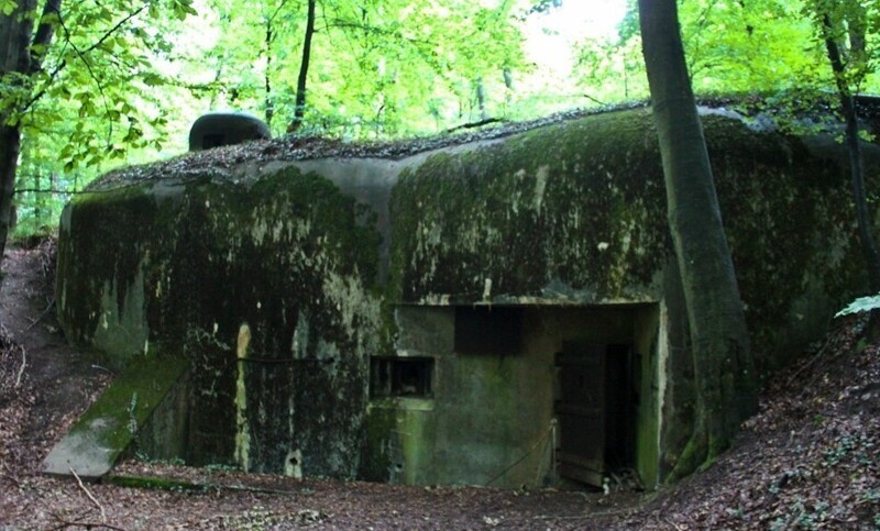 9.  Подземный бункер в лесах Лотарингии