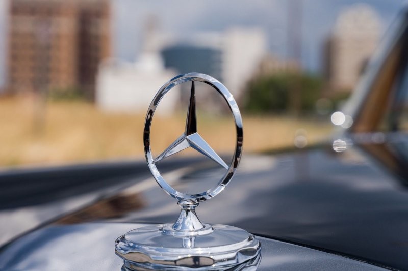 Mercedes-Benz 600 LWB Pullman, принадлежавший министру иностранных дел Китая