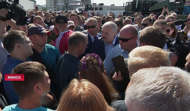 Лукашенко заявил о нежелании оппозиции проверить результаты голосования