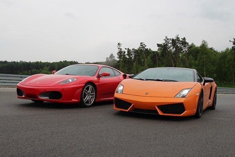 Для большинства людей Ferrari и Lamborghini – это самые быстрые автомобили, а на самом деле они не входят даже в десятку наиболее быстрых